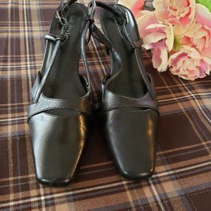 HUSH PUPPIES SQUARE TOE SLINGBACK PUMPS 8 1/2